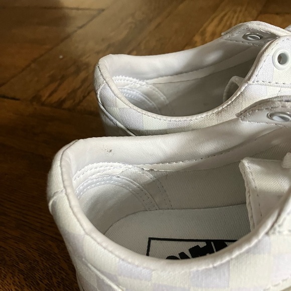 Vans Checkered White Sneakers - Picture 10 of 10